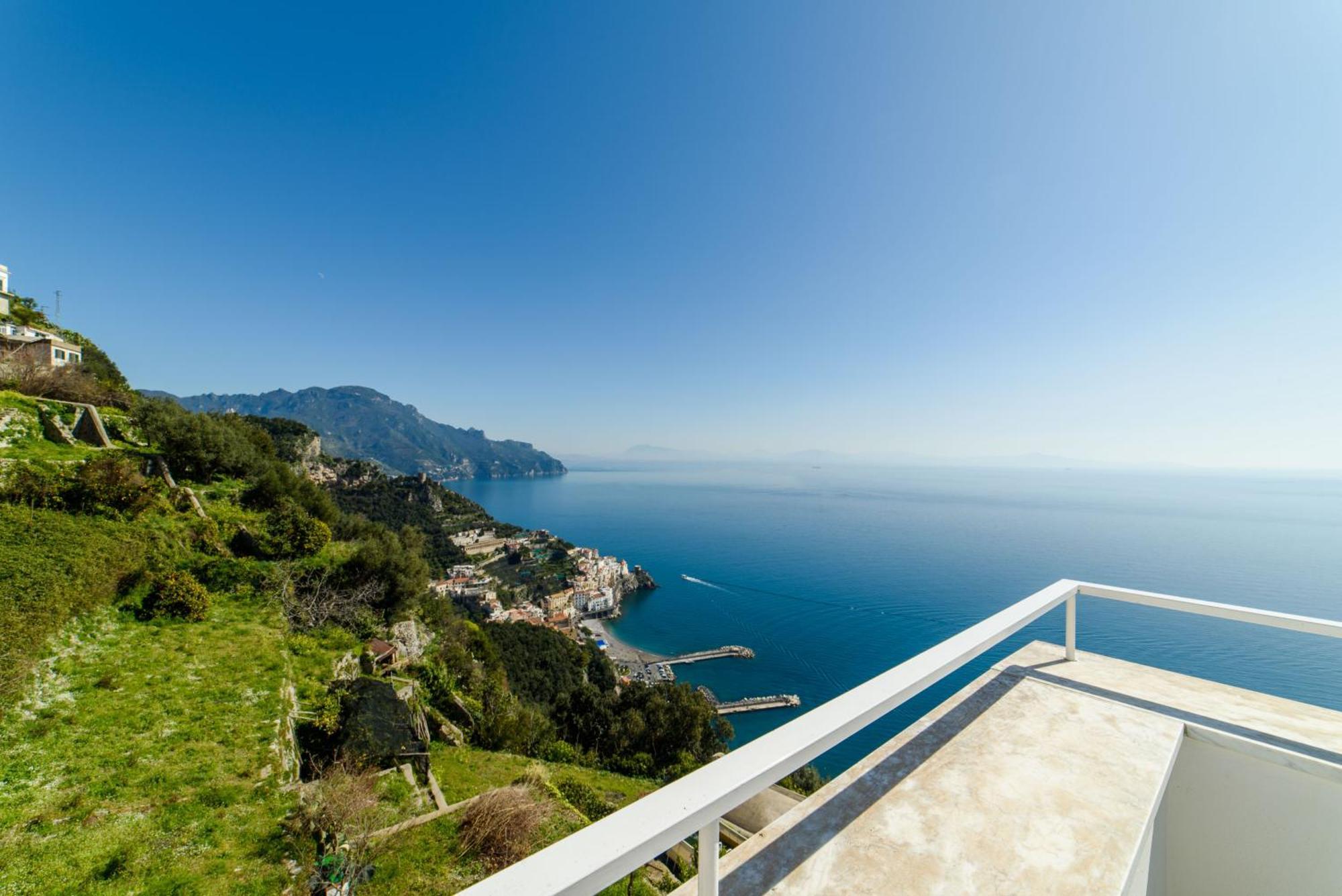 Casa Vacanze La Rosa Del Mare Amalfi Zewnętrze zdjęcie